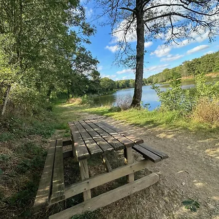 Campsite Simple Au L'etruyere Au La Tardiere