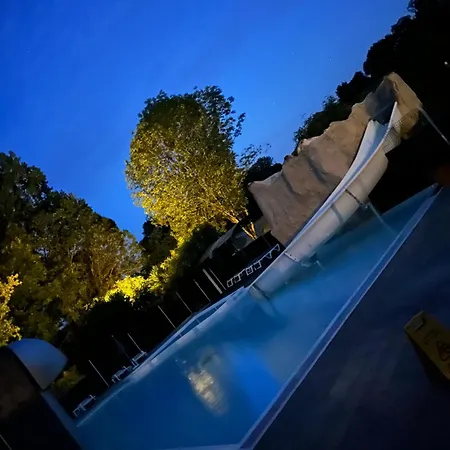 Campsite Simple Au L'etruyere Au La Tardiere