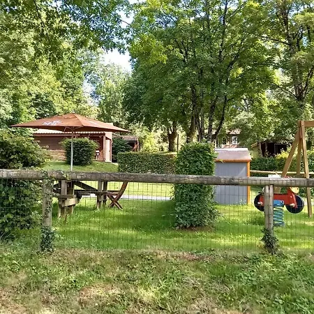 Simple Au L'etruyere Au * La Tardiere